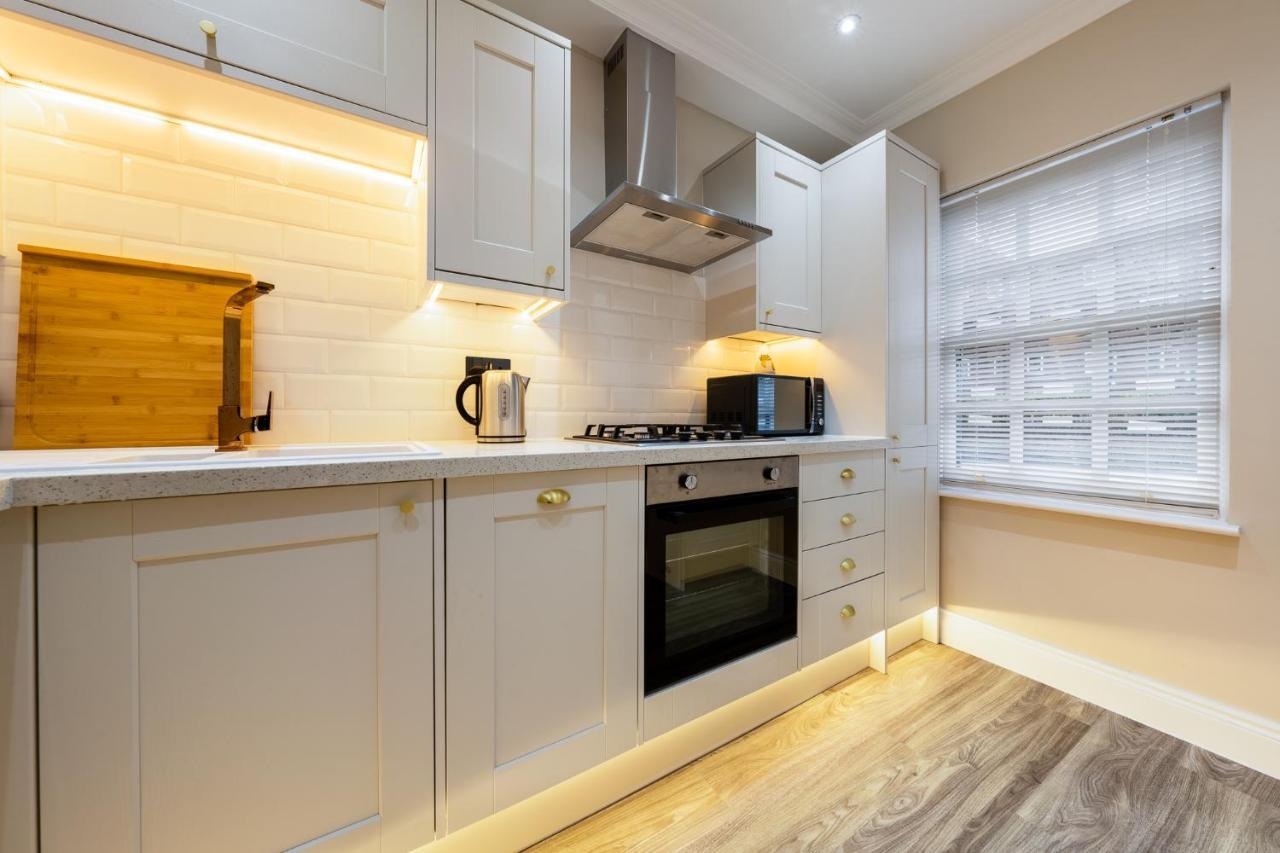 Вілла Brand New London Luxury House - Sleeps 8 Екстер'єр фото