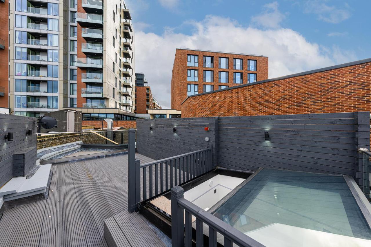 Вілла Brand New London Luxury House - Sleeps 8 Екстер'єр фото